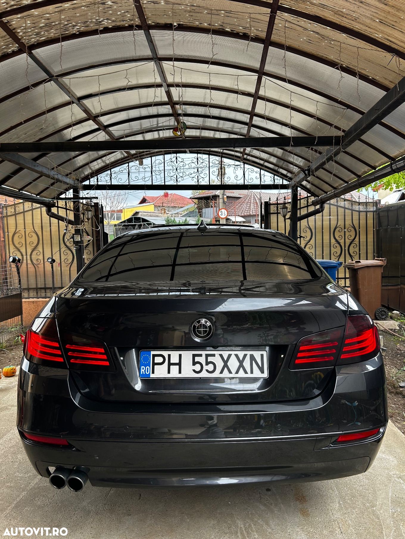 BMW Seria 5 525d Touring Aut. Luxury Line - 2