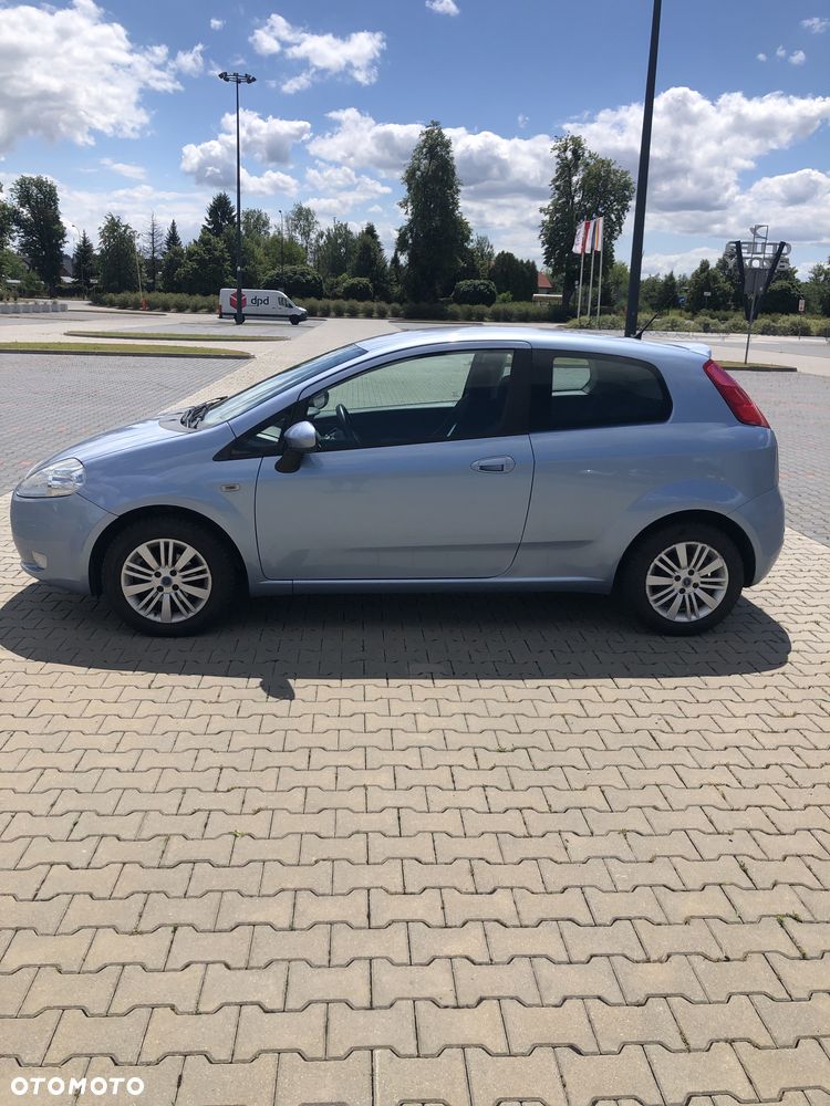Fiat Grande Punto - 2