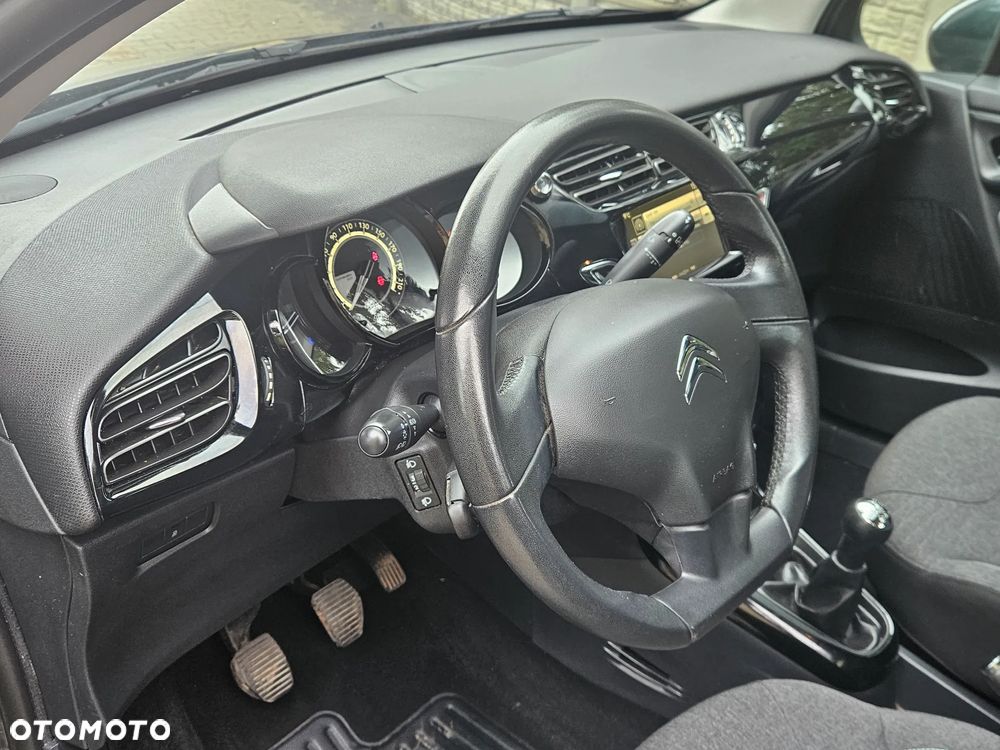 Citroën C3 1.2 PureTech Shine - 18