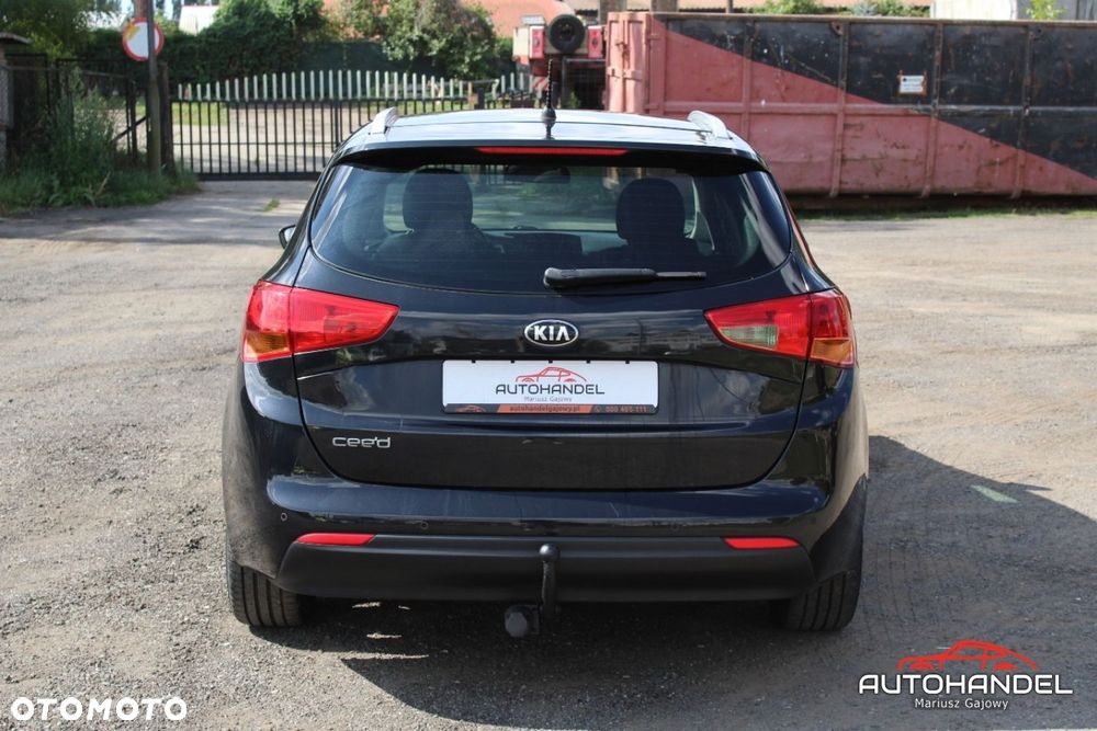 Kia Ceed - 5