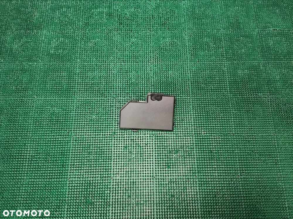 HONDA CIVIC 2.0h od 2022r Pokrywa Skrzynki Bezpieczników - 1