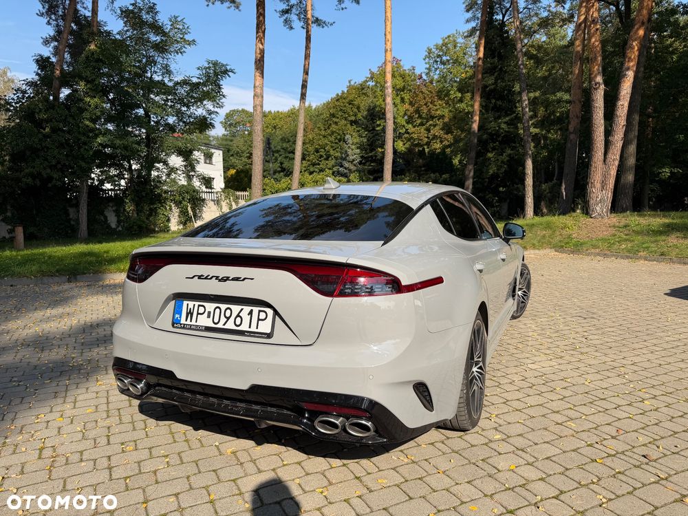 Kia Stinger - 5