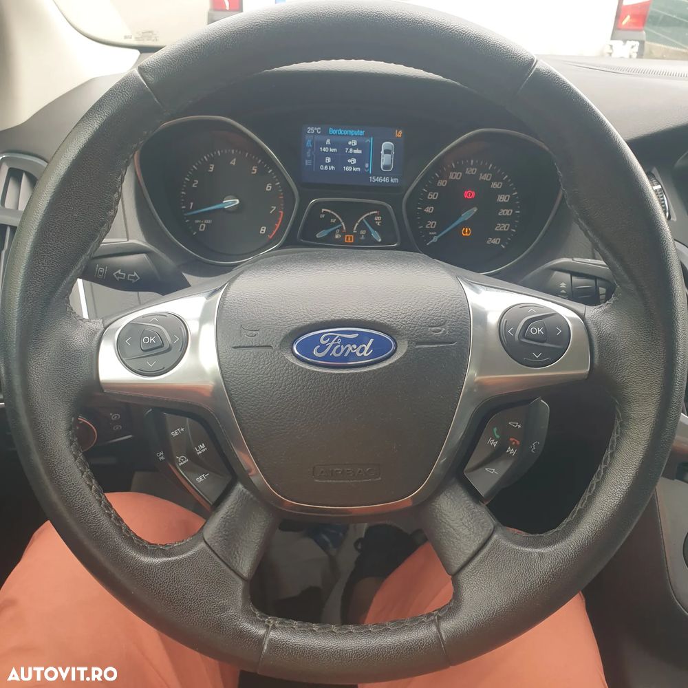 Ford Focus 1.6 EcoBoost Start-Stopp-System Champions Edition - 6
