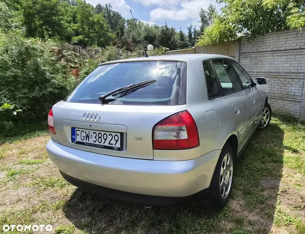 Audi A3 Sportback 1.6 Ambition - 4