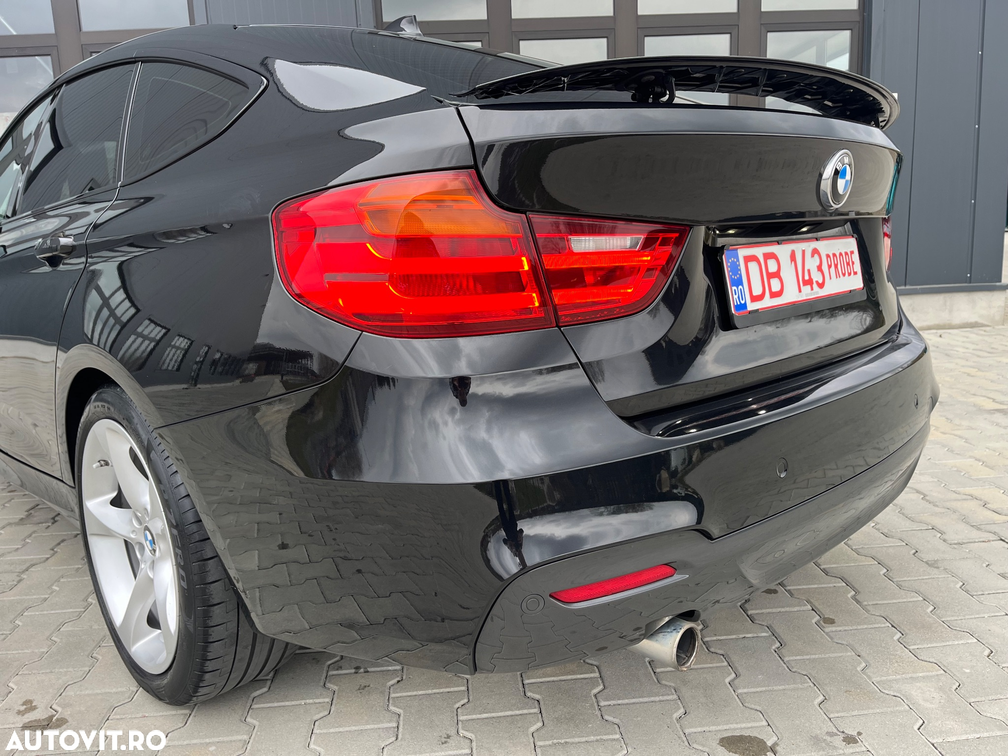BMW Seria 3 318d Edition M Sport Shadow - 38