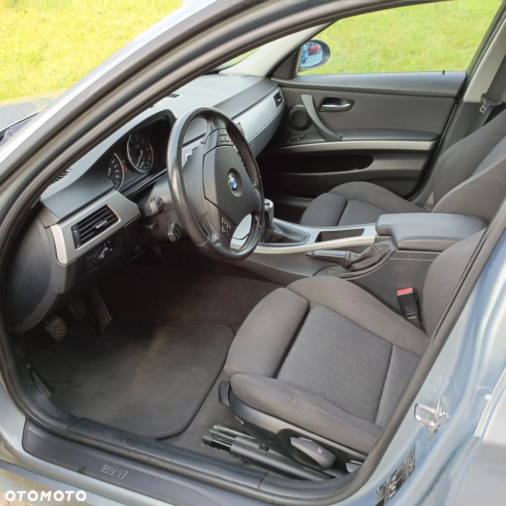 BMW Seria 3 318i Edition Lifestyle - 8