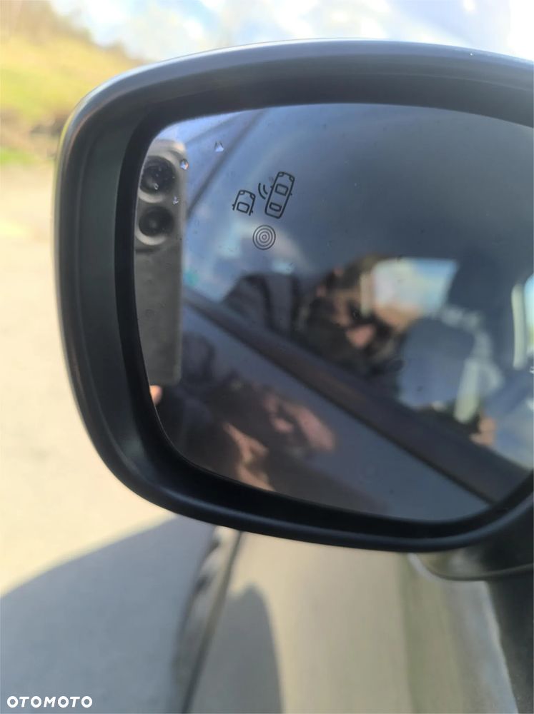 Citroën C3 1.2 PureTech Shine S&S EAT6 - 11