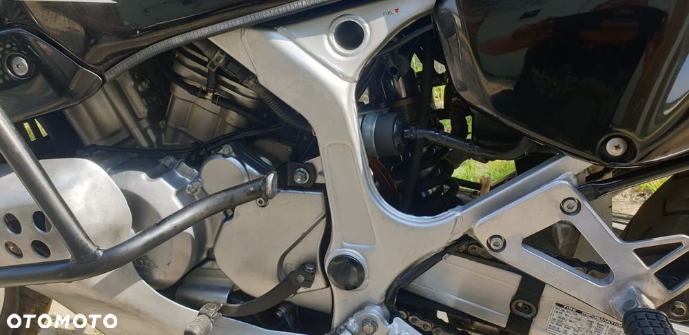 Honda XRV - 12