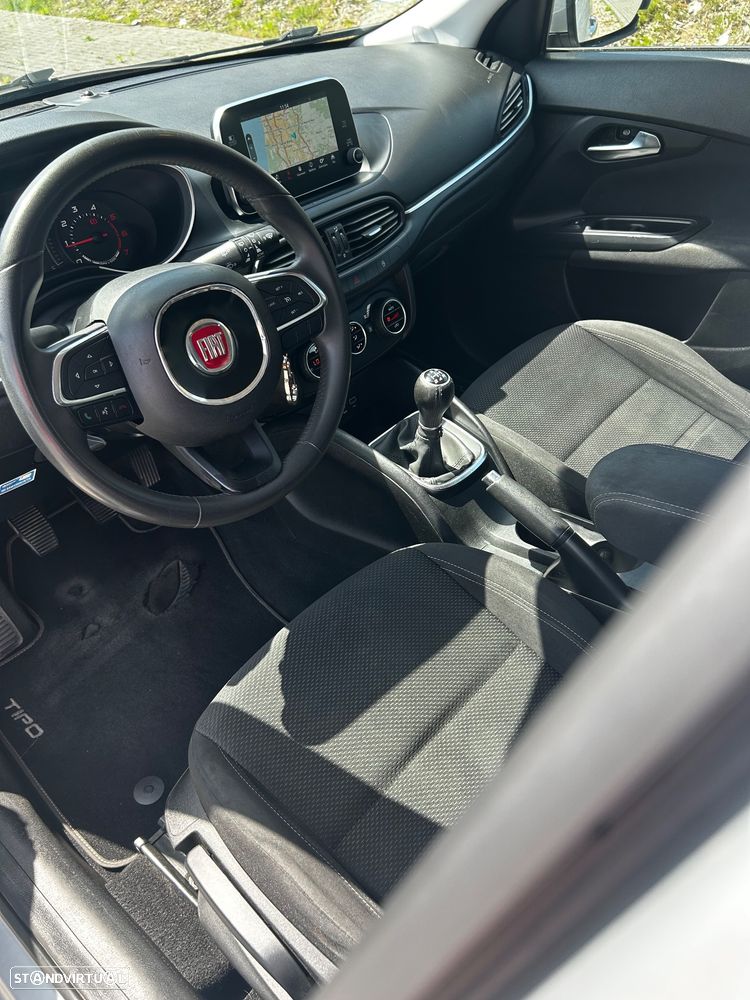 Fiat Tipo 1.3 M-Jet Lounge Tech J17 - 3