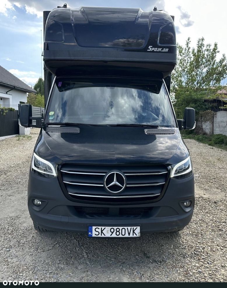 Mercedes-Benz Sprinter - 1