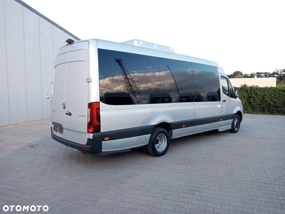 Mercedes-Benz Sprinter - 5