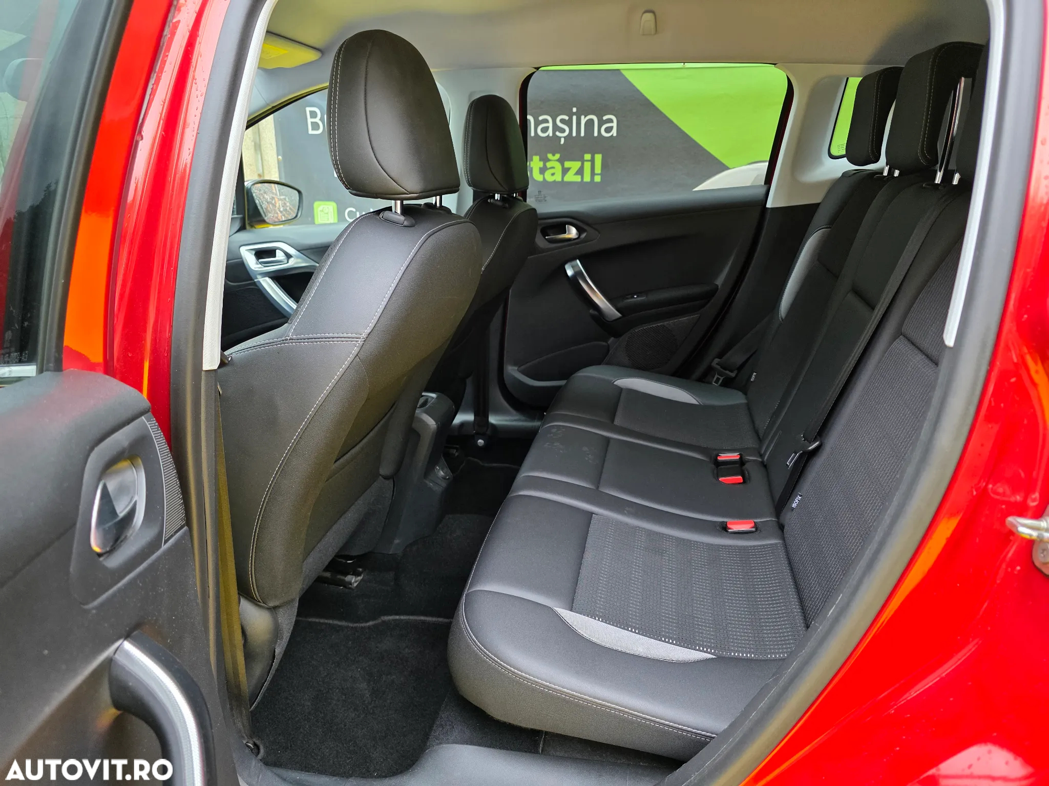Peugeot 2008 - 9