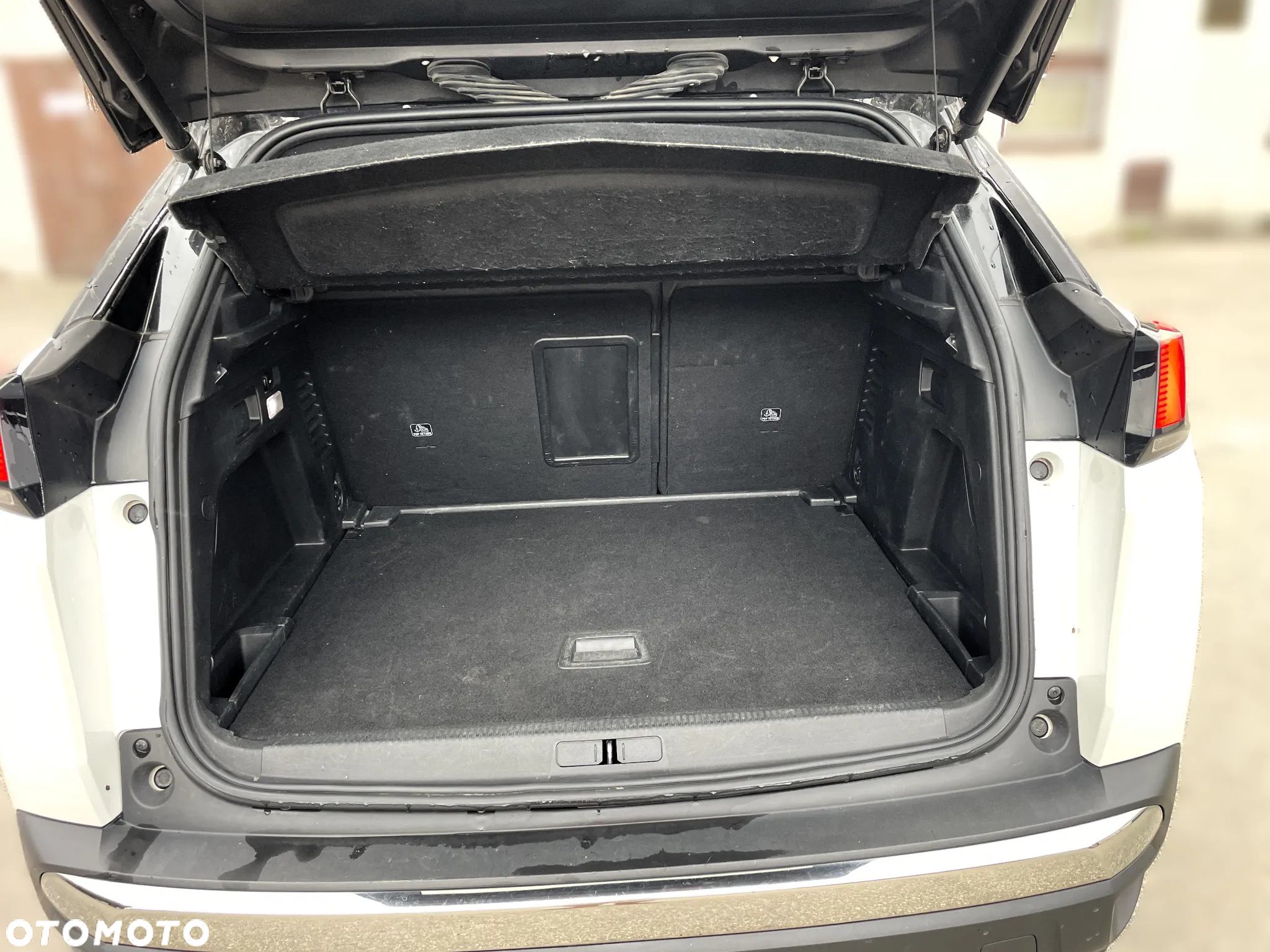 Peugeot 3008 1.6 PureTech GPF GT Line S&S EAT8 - 31