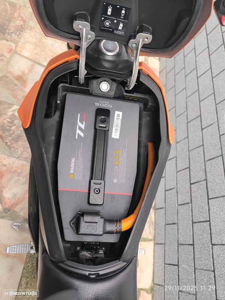 Super Soco TC Max — Elétrica 125cc |Revisões na Marca | Bateria Removível| EXTRAS - 3