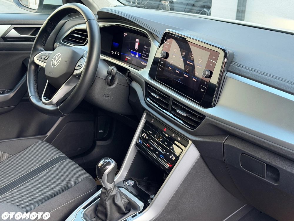 Volkswagen T-Roc - 33