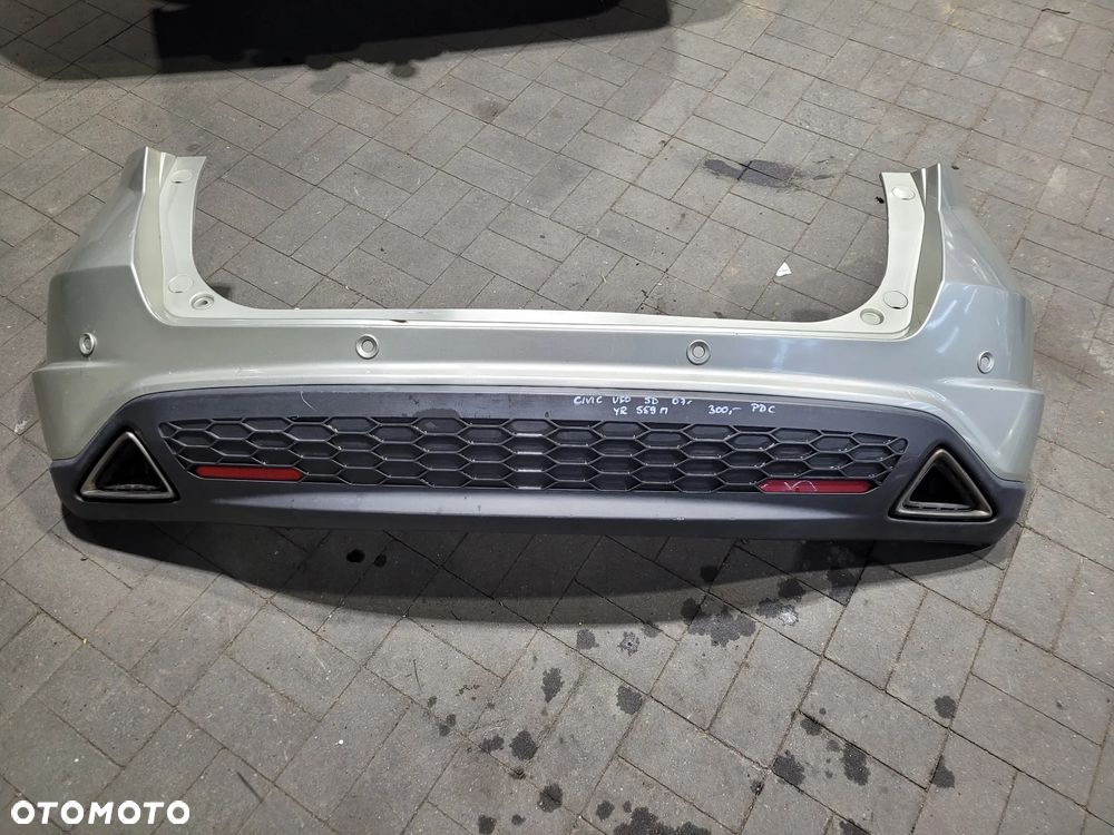 Honda civic VIII ufo 07r 5d Zderzak tylny YR559M PDC - 1