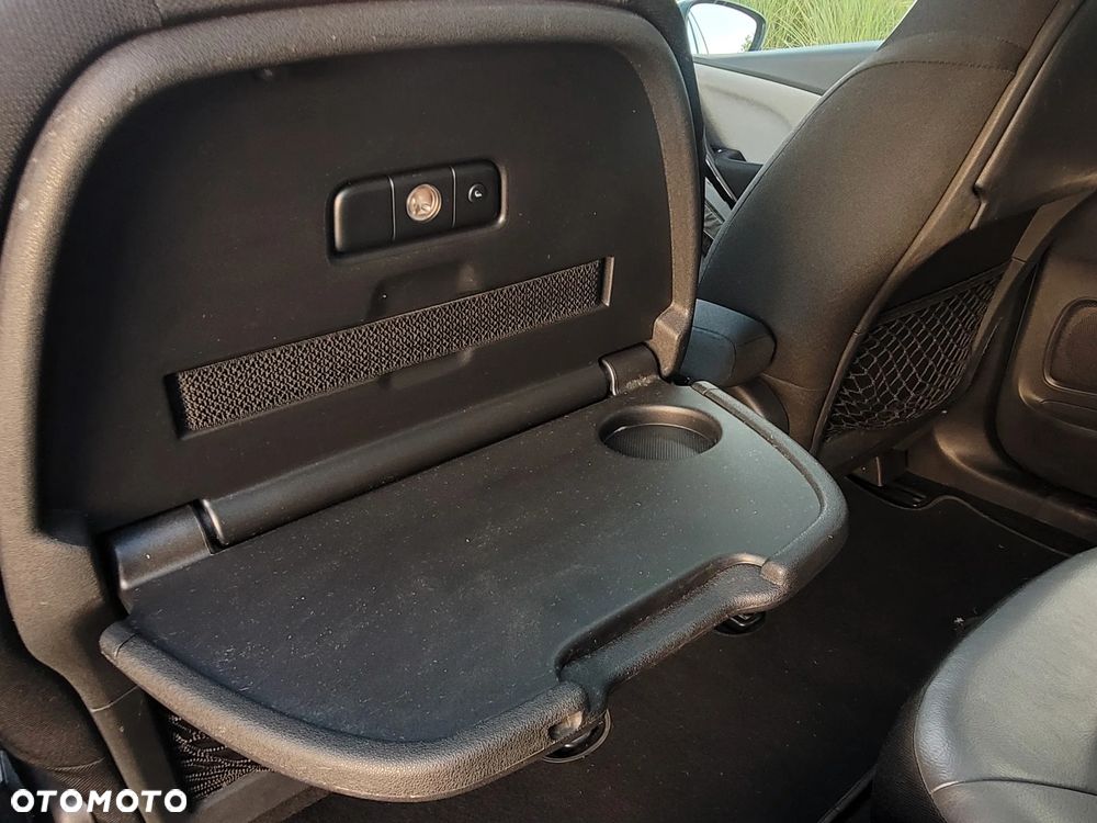 Citroën C4 Grand Picasso - 26