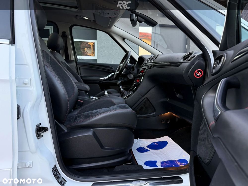 Ford S-Max 2.2 TDCi DPF Titanium - 24