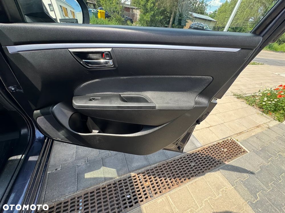 Suzuki Swift 1.2 SHVS Elegance - 29