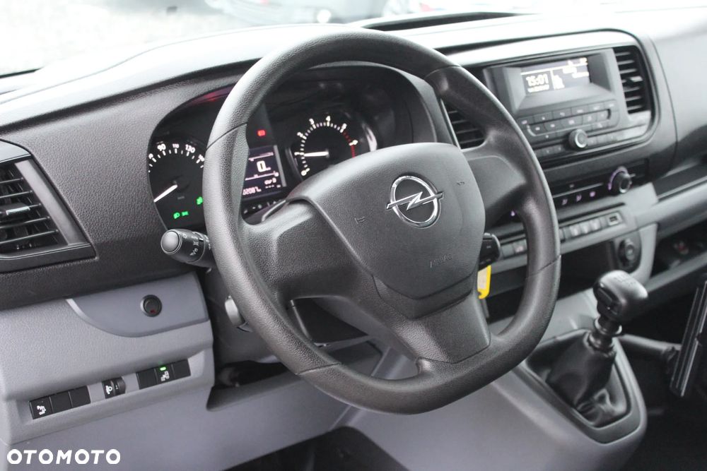 Opel Vivaro - 19
