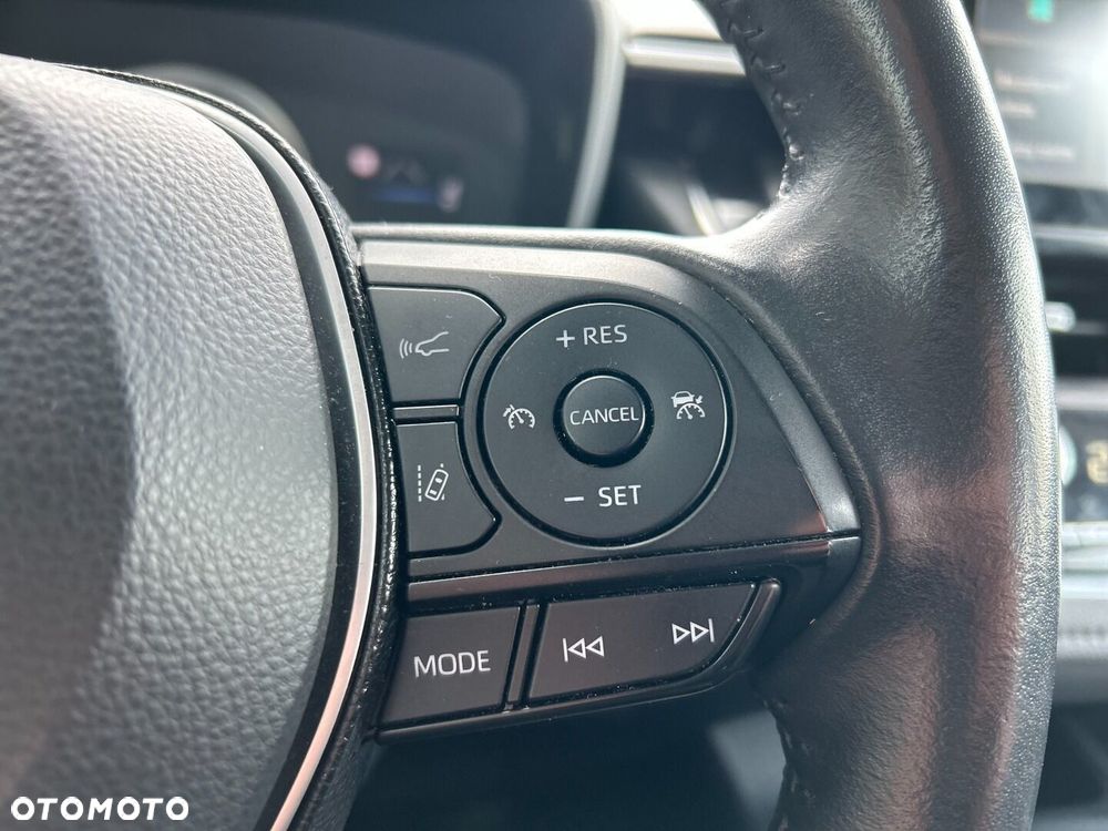 Toyota Corolla 1.8 Hybrid Comfort - 13