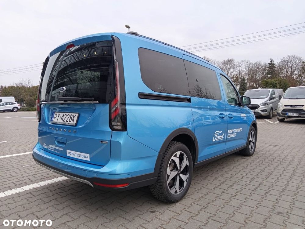Ford Tourneo Connect Grand - 29