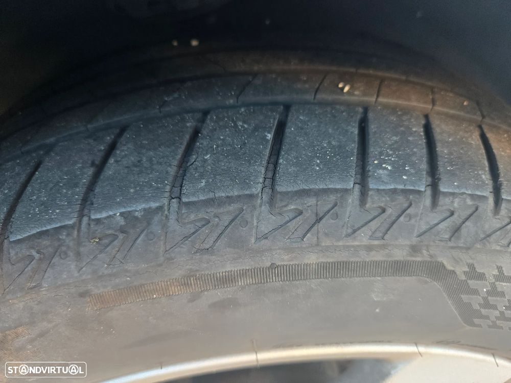 Audi A4 1.9 TDI Confort - 6