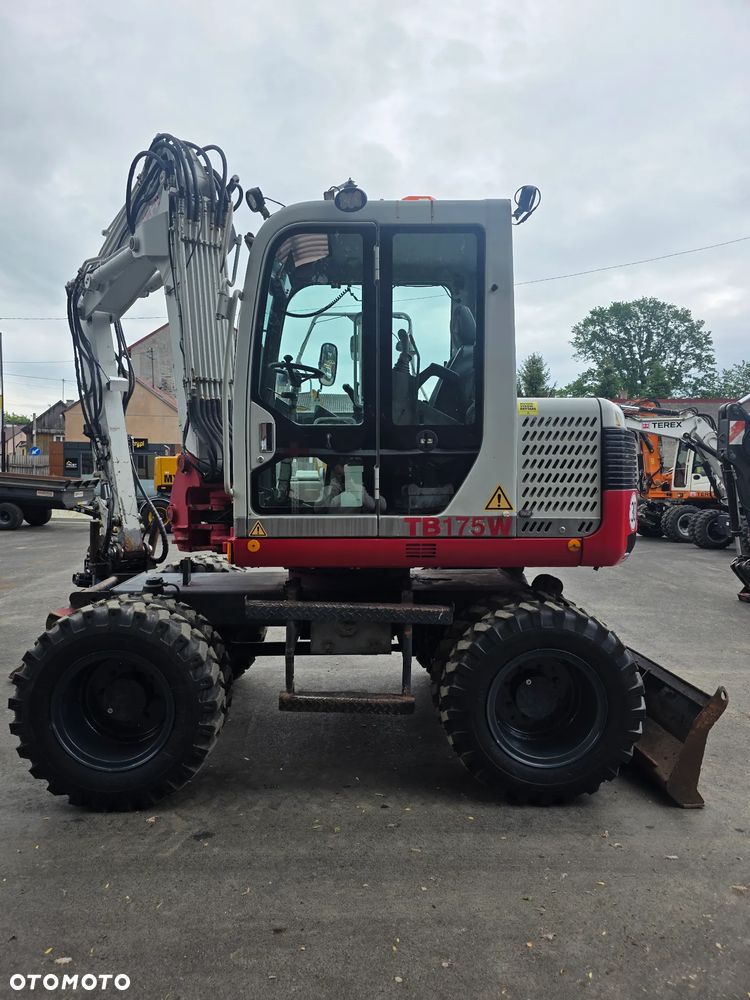 Takeuchi TB 175W Roto - 10