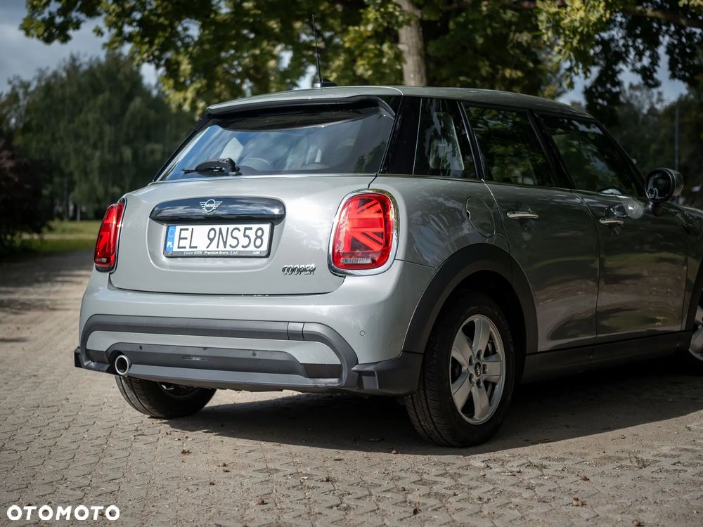 MINI Cooper Standard - 5