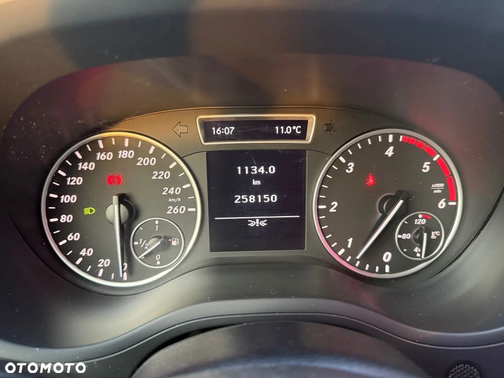 Mercedes-Benz Klasa B - 19