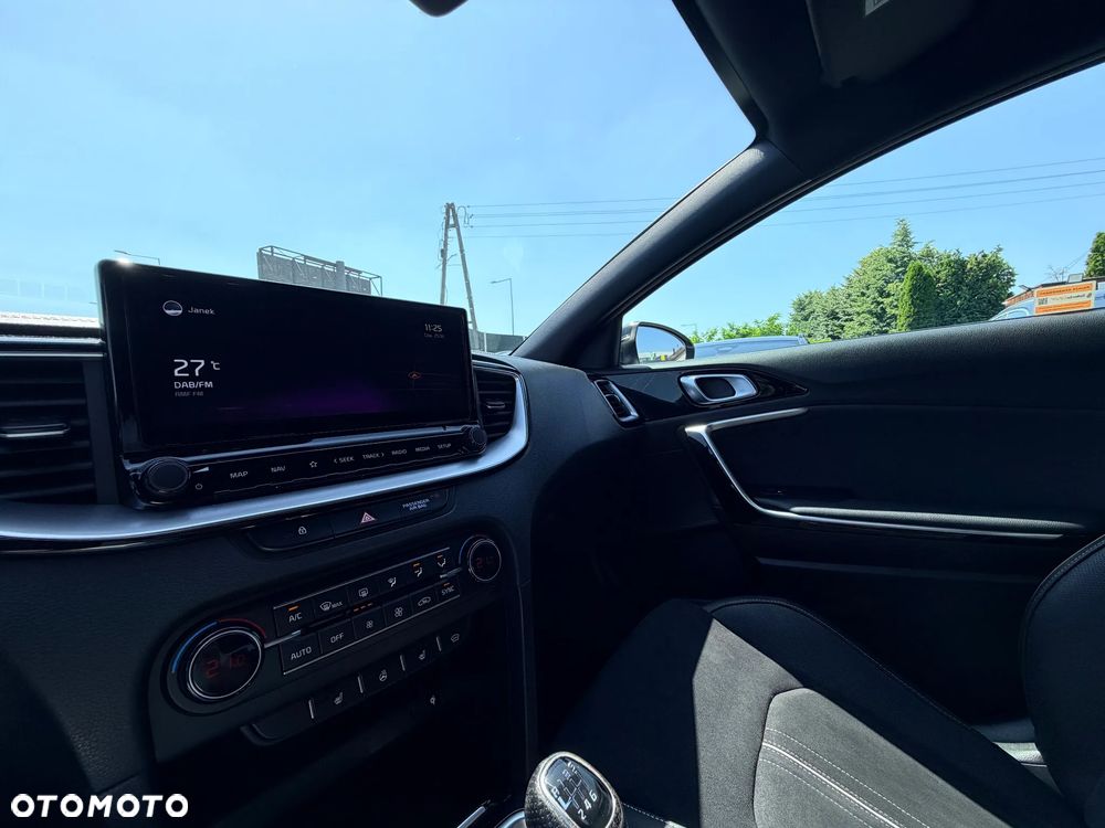 Kia ProCeed 1.5 T-GDI GT Line - 28