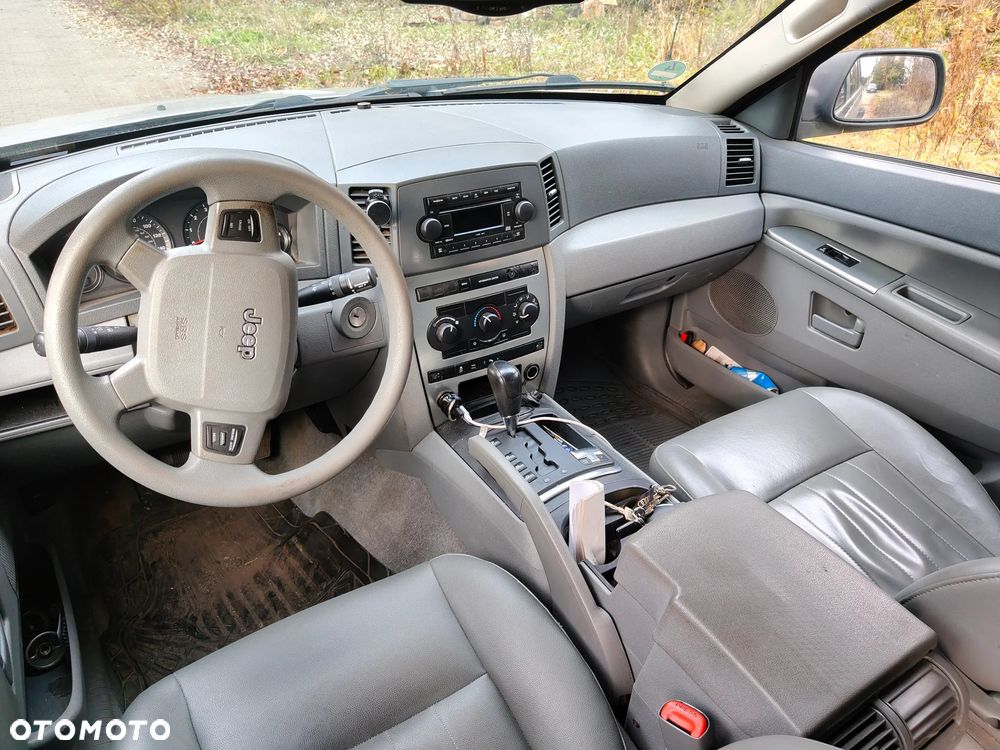 Jeep Grand Cherokee 4.7 Automatik Laredo - 11