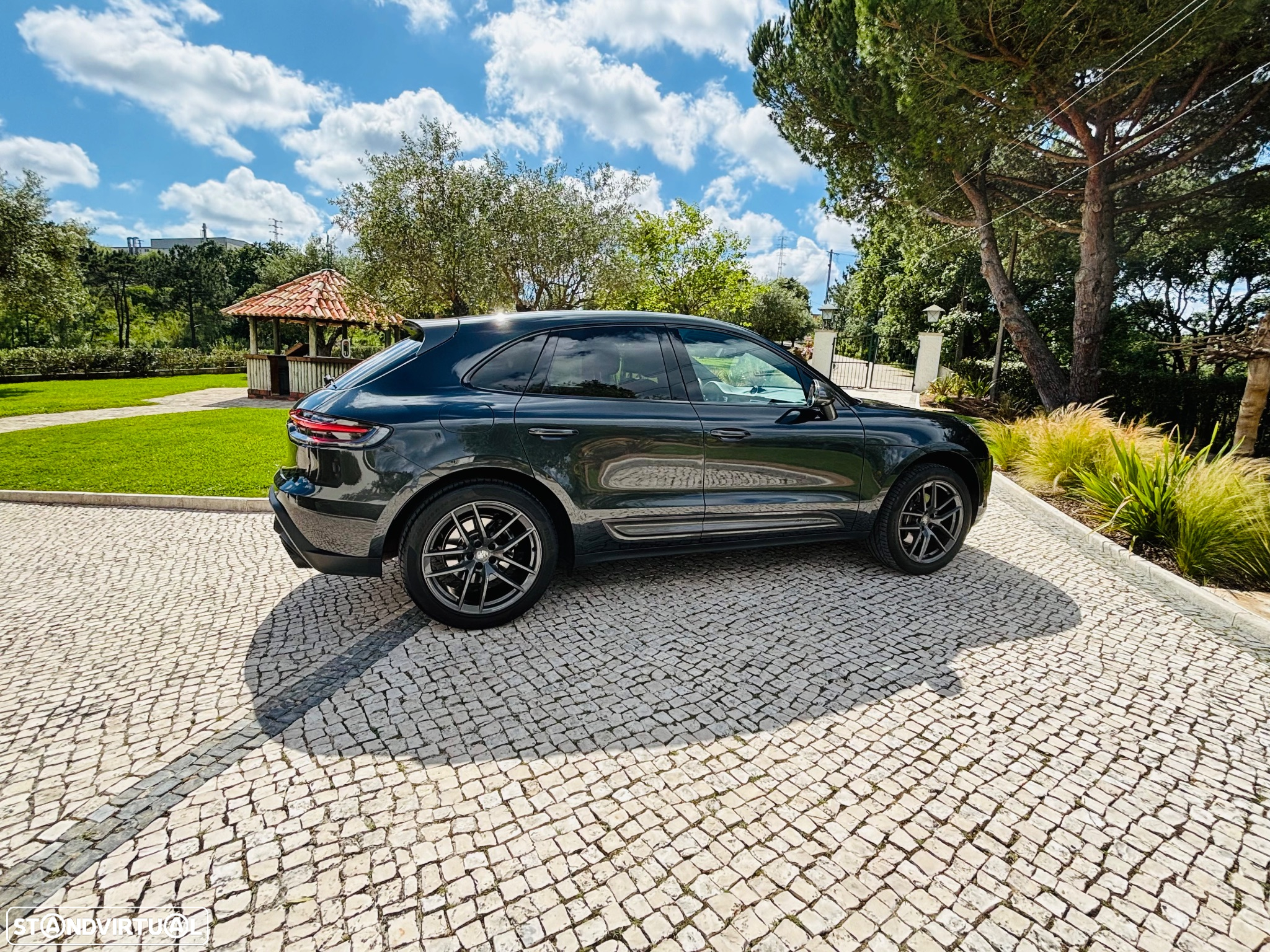 Porsche Macan T - 13