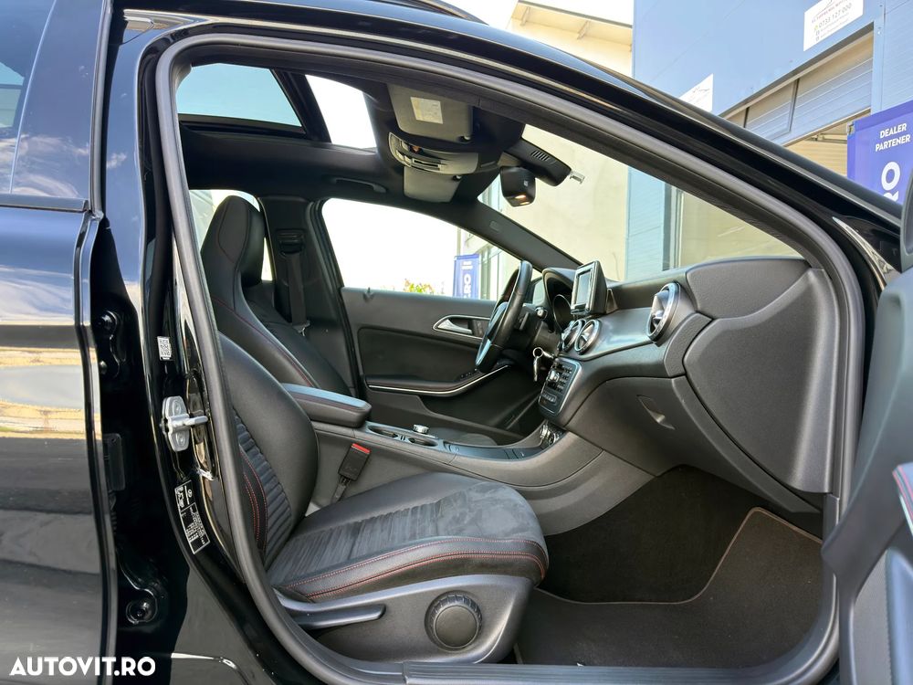Mercedes-Benz GLA 200 (CDI) d 4Matic 7G-DCT AMG Line - 15