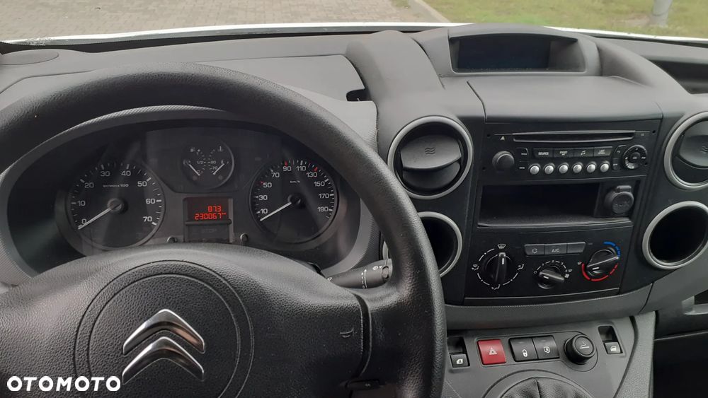 Citroën BERLINGO - 11