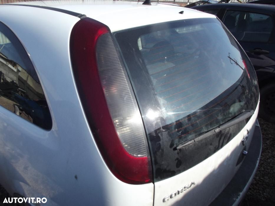 Stop Opel Corsa C spate stanga dreapta dezmembrez corsa c 1.3cdti - 1