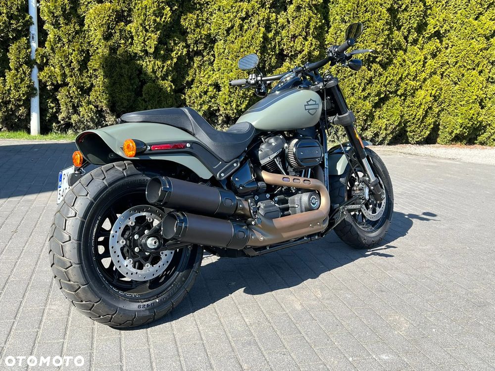 Harley-Davidson Softail Fat Bob - 18