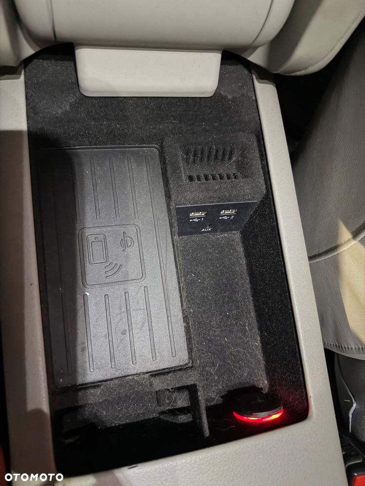 Audi A6 Avant 2.0 TDI ultra S tronic - 16