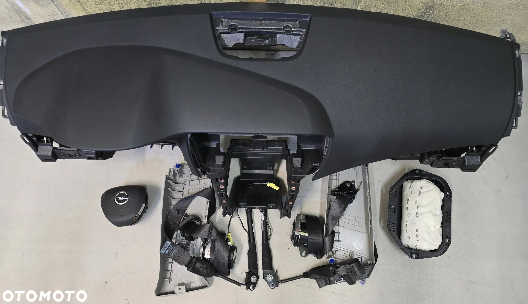 OPEL ZAFIRA C LIFT FL DESKA KONSOLA KOKPIT PULPIT PODUSZKI POWIETRZNE PASY - 1