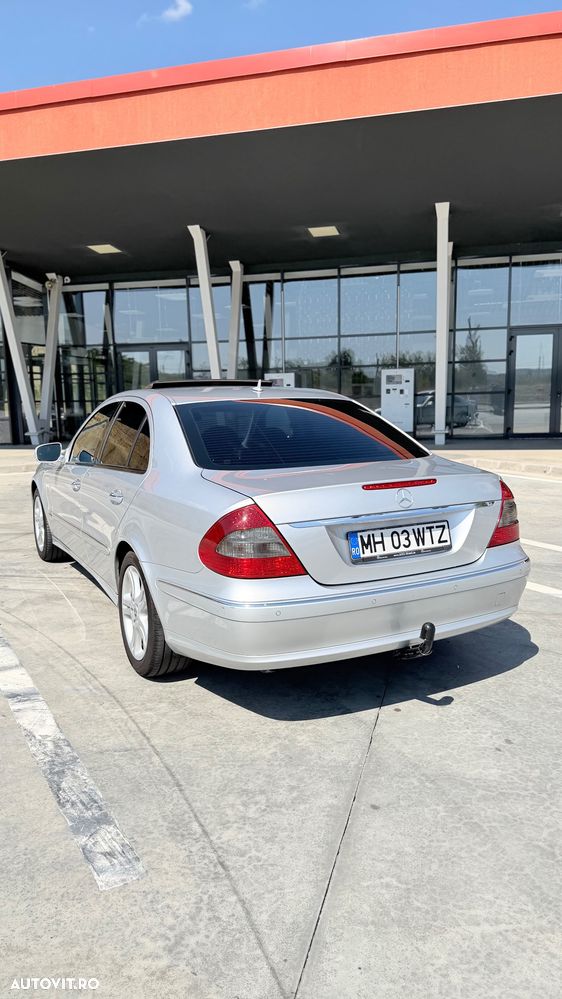 Mercedes-Benz E - 7