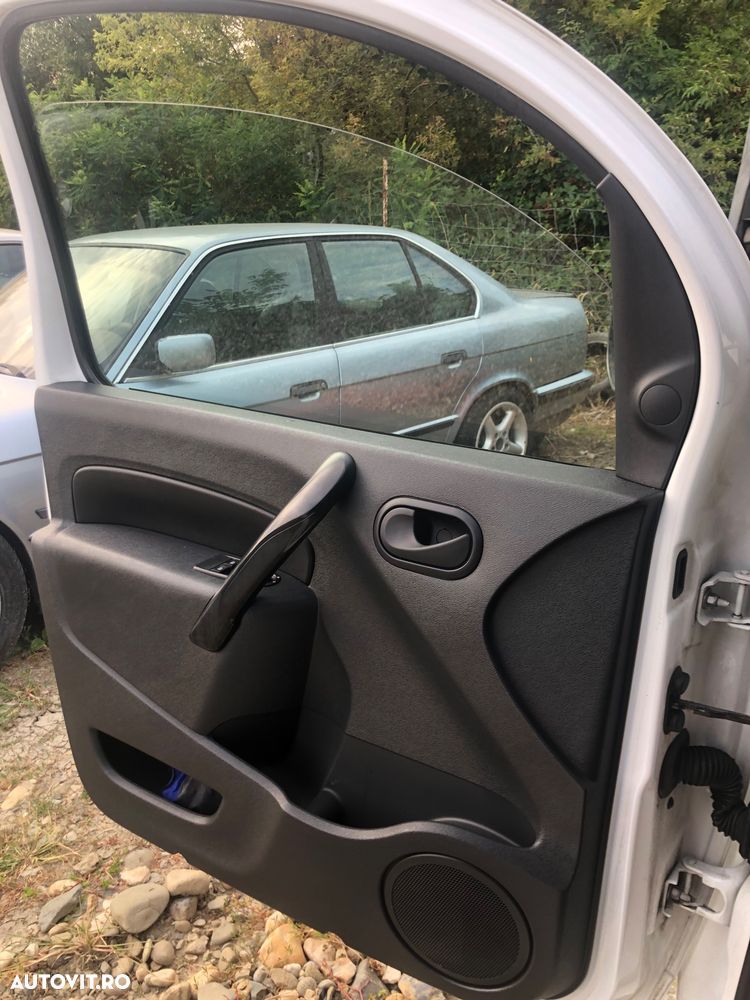 Renault Kangoo 1.5 dCI eXtrem - 9
