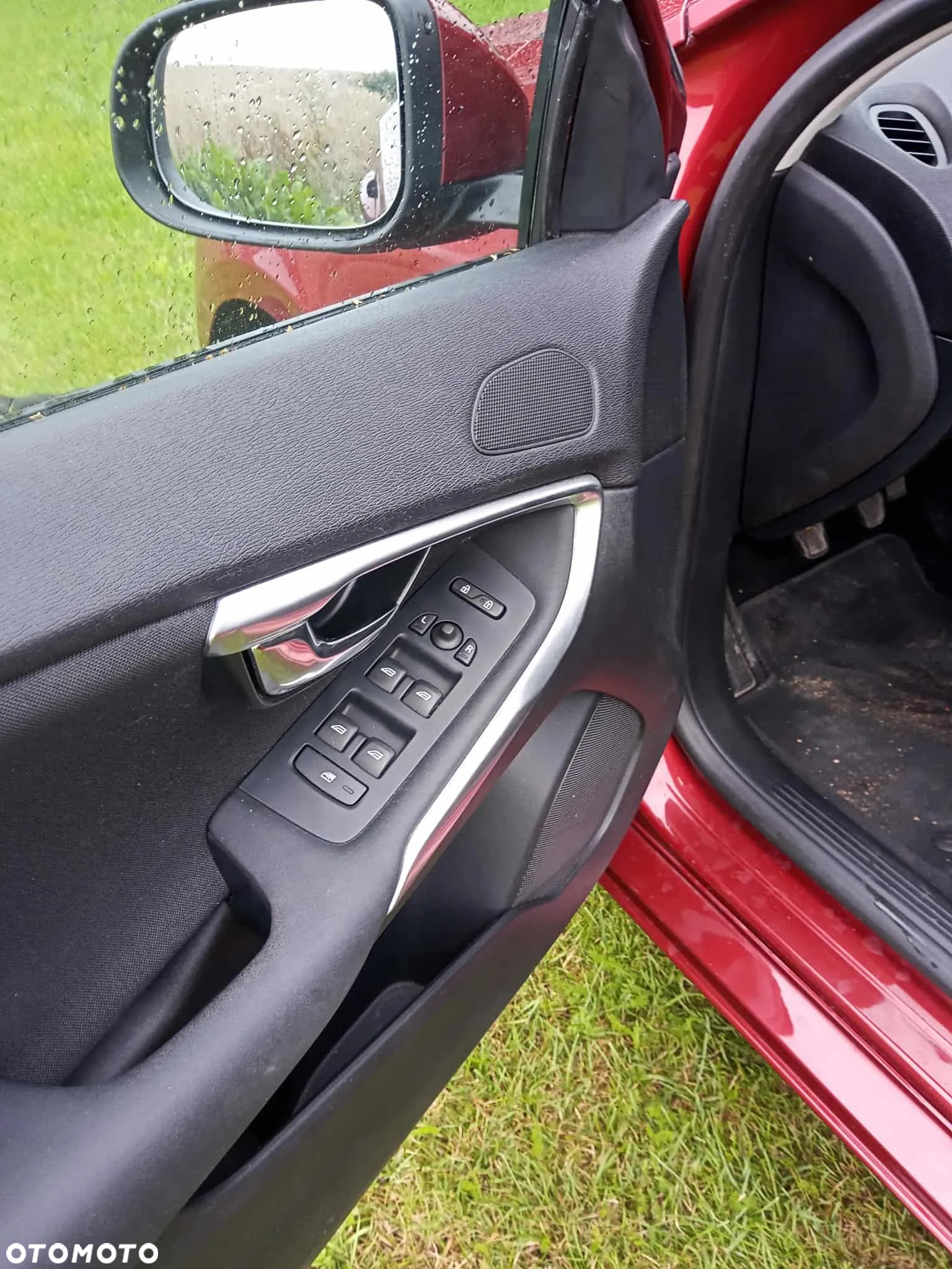 Volvo V40 T2 - 2
