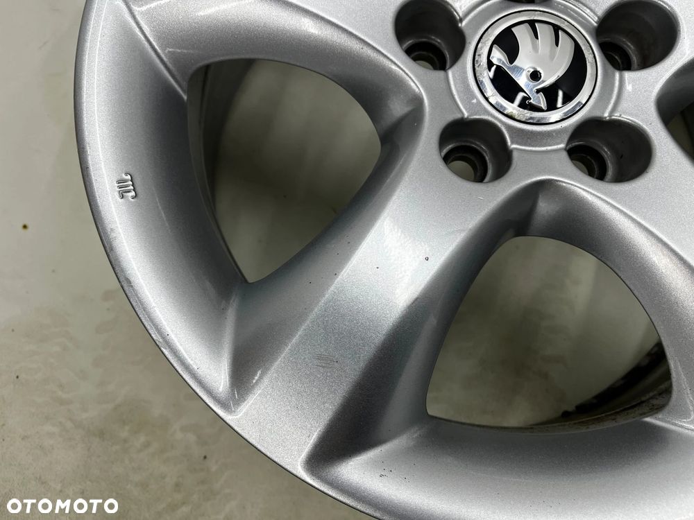 Felgi aluminiowe Skoda Fabia 2 II Roomster Praktik Ibiza Polo Fox 07-14r. r15 cali 6jx15 ET43 5x100 - 13
