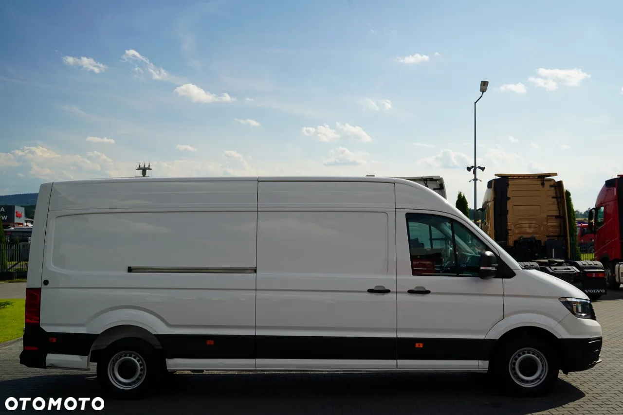 Volkswagen CRAFTER / 2.0 D / FURGON BLASZAK / DMC: 3500 KG / 2018 ROK / SPROWADZONY / PO KONTRAKCIE SERWISOWYM - 8