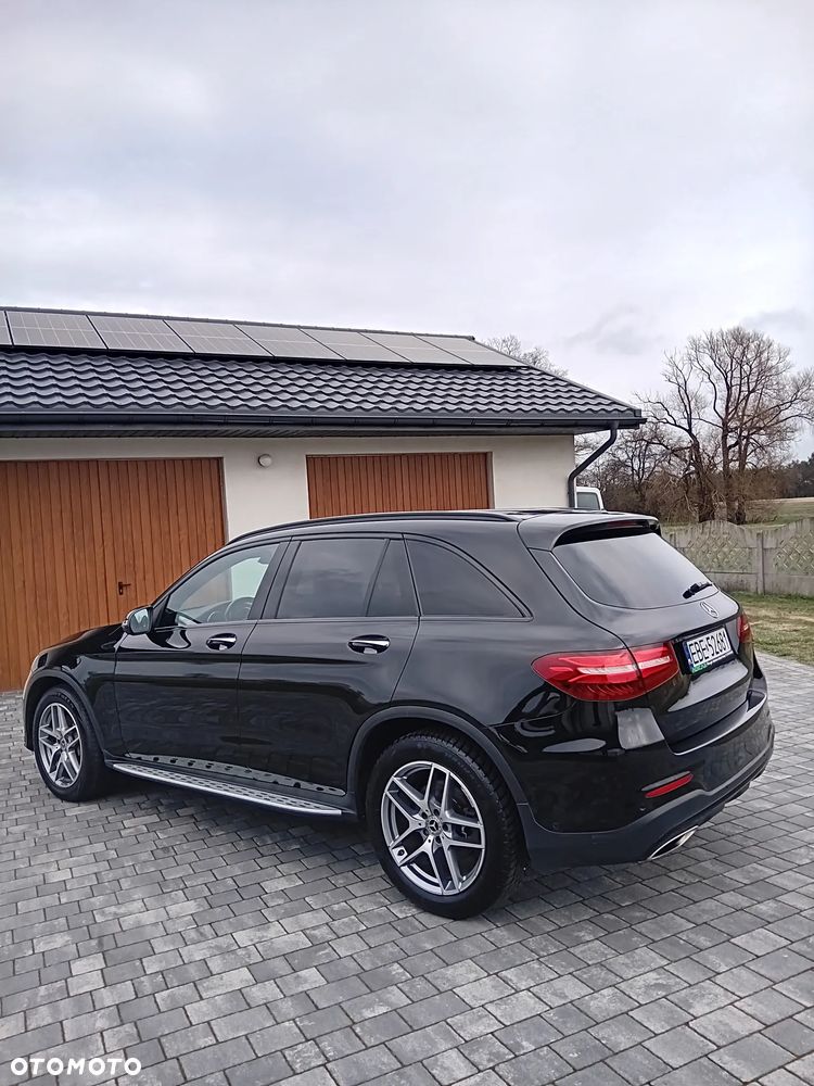 Mercedes-Benz GLC 250 4Matic 9G-TRONIC AMG Line - 1
