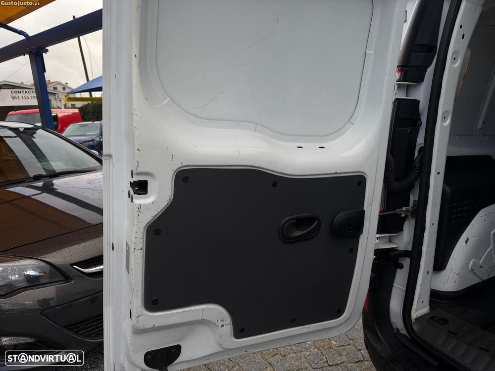 Renault Kangoo 1.5 DCI NACIONAL 3 LUG 123.000KMS - 5