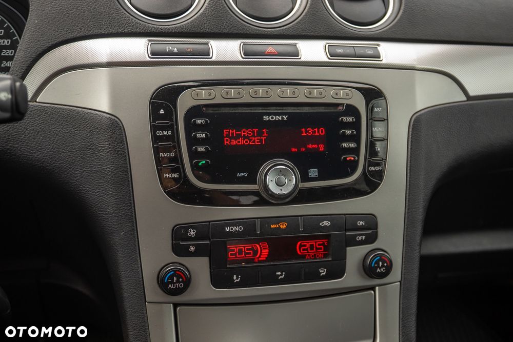 Ford Galaxy 2.0 TDCi Platinium X - 21