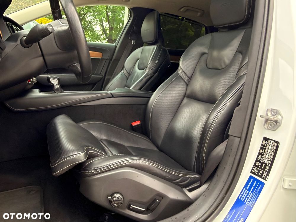 Volvo S90 D5 SCR AWD Inscription - 15