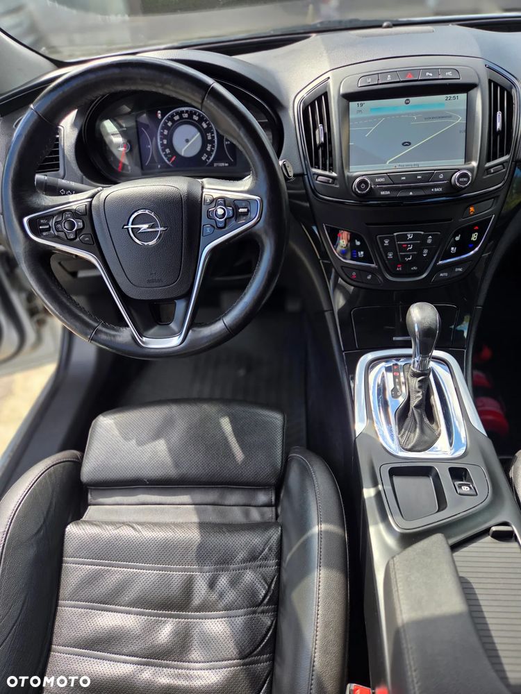 Opel Insignia - 10