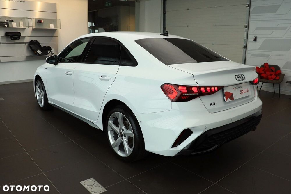 Audi A3 Limousine - 4